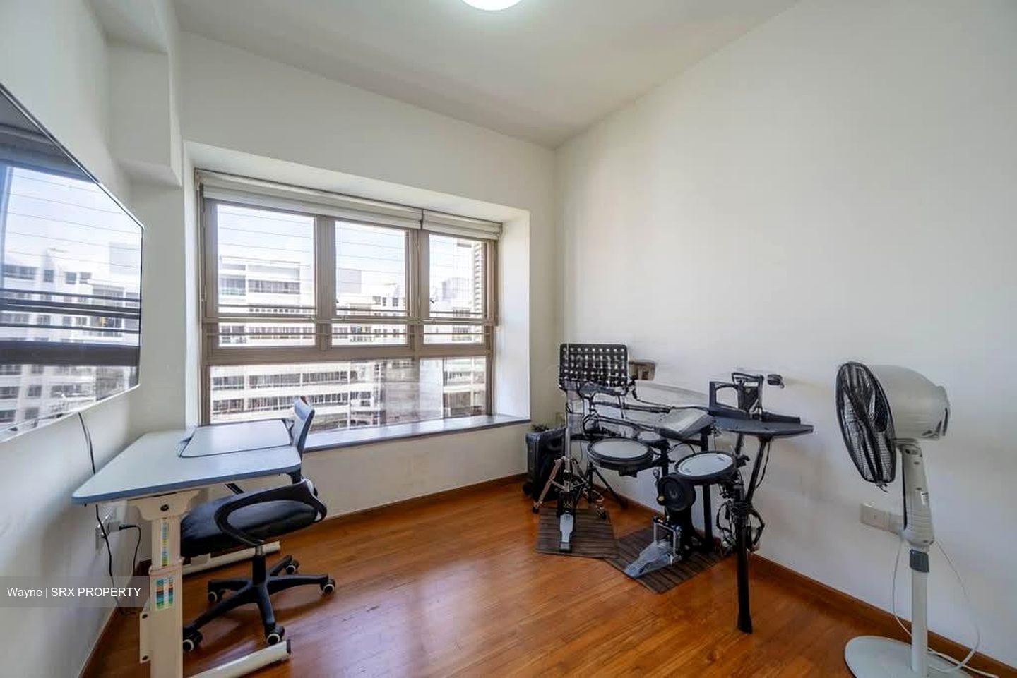 Waterfront Gold (D16), Condominium #538011311